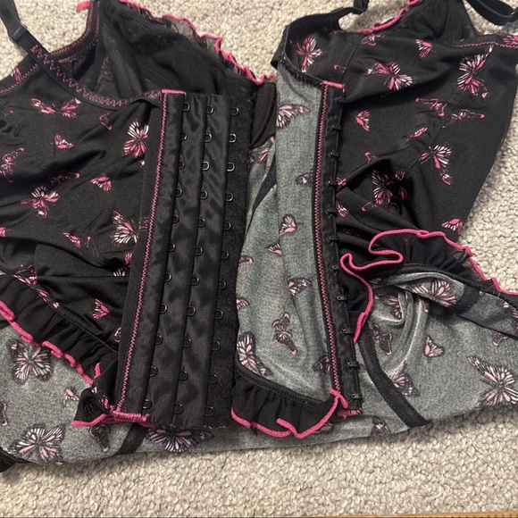 Victoria's Secret Butterfly VTG Corset Top Satin Lingerie Silky Thong Pajama Set - Picture 11 of 17